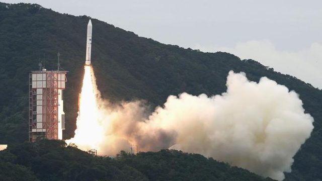 Why did the Japanese rocket self-destruct after its failed launch? Interpretation by aerospace technology experts